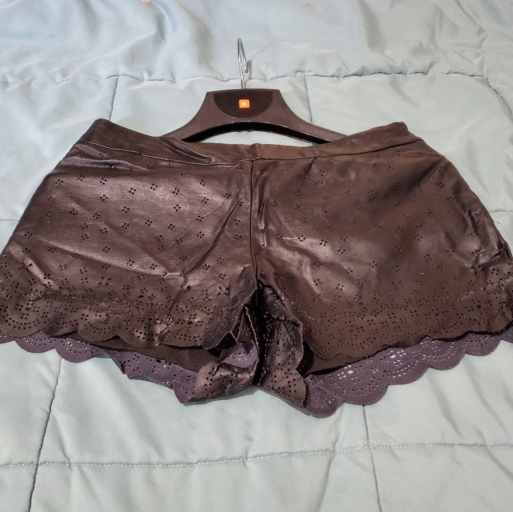 Black shorts with printed design